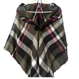 Apt. 9 Pink and Black/Pink Plaid Poncho